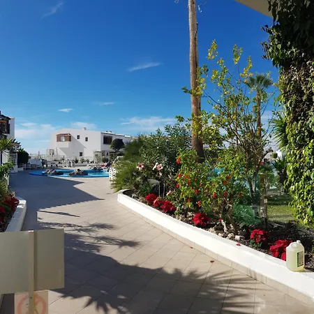 Club Atlantis Apartment *